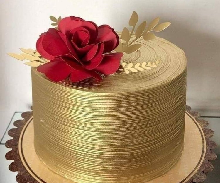 bolo dourado